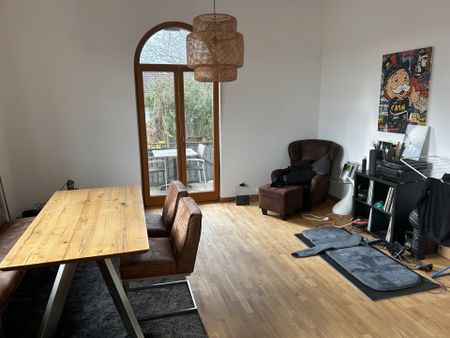 Charmante 4-Zimmer-Wohnung in gepflegter Altbauvilla - Photo 2