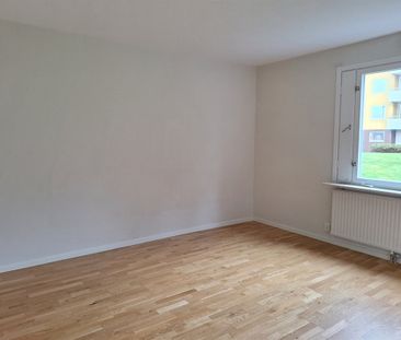Karlslättsv 6 C - Photo 2
