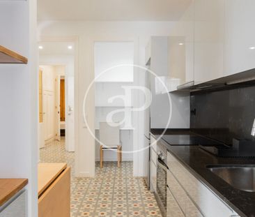 Apartment for rent on Carrer de les Moles (Eixample) - Photo 4
