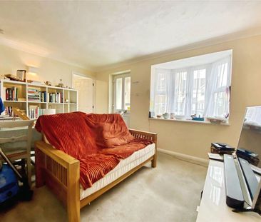 2 bedroom house to rent Court Road, Lewes, East Sussex, BN7 - Photo 4
