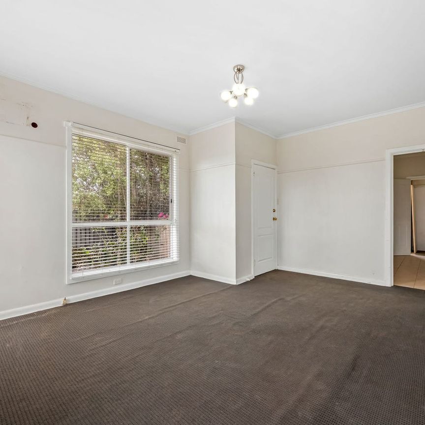 Positioned in a convenient Sebastopol location - Photo 1
