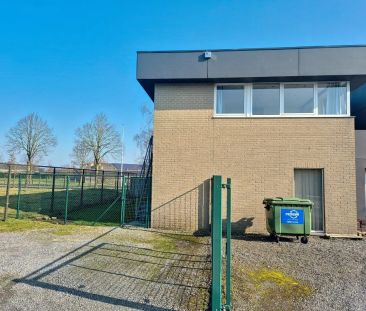 Appartement met 2 slpks en 2 autostndplts - Photo 1