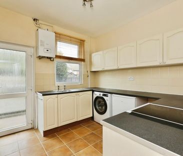 2 bedroom House To Let - Photo 3