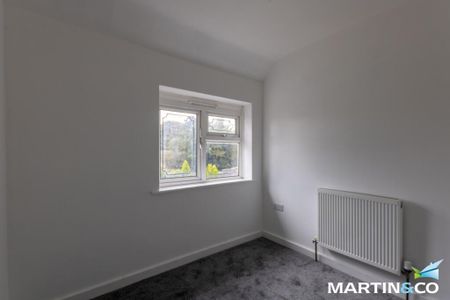 3 bedroom terraced house to rent - Photo 3