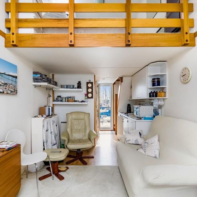 Studio to rent - Photo 1