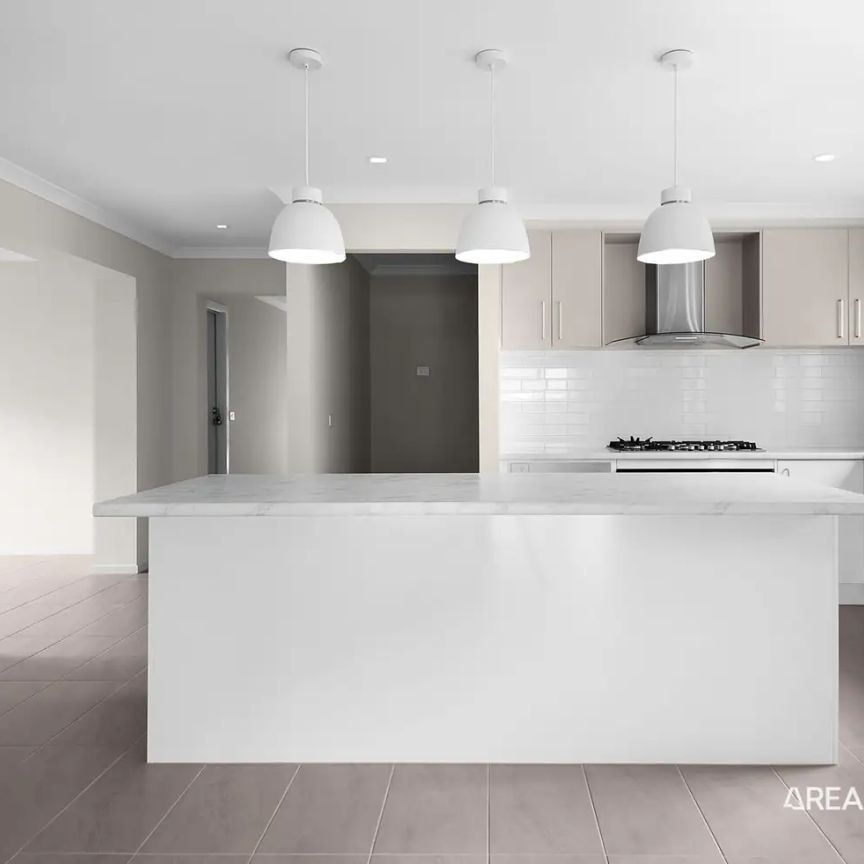 “✨ Modern 4-Bedroom Family Home in a Prime Pakenham Location” - Photo 1