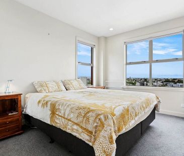 Central Auckland 2BR Gem w/ Balcony! - Photo 5