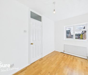 2 bedroom end of terrace house to rent - Photo 6