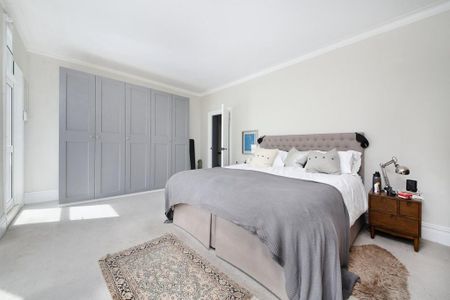 6 bedroom semi-detached house to rent - Photo 4