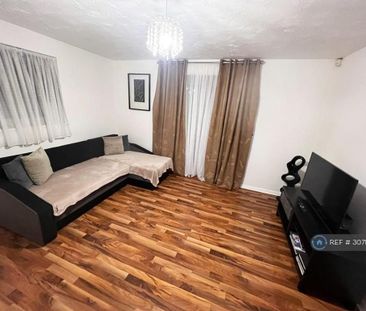 2 bedroom maisonette to rent - Photo 4