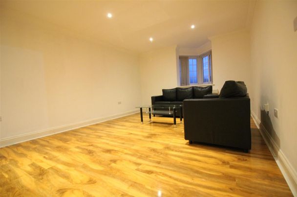 Langley Road, Slough - Photo 1