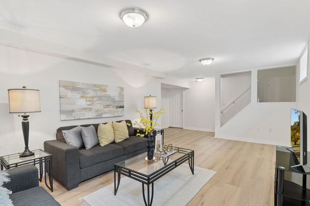 For Lease - 899 BRADSHAW Crescent, London North, Ontario - Photo 1