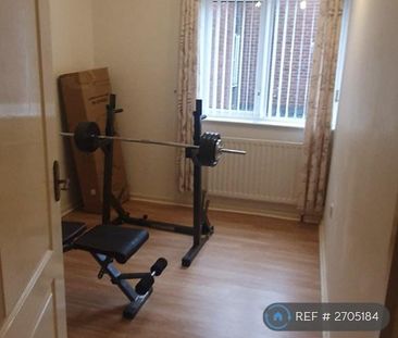 2 bedroom flat to rent - Photo 5