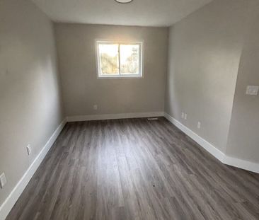 9A Tripp Ave, Unit 2, Belleville, ON - Photo 5