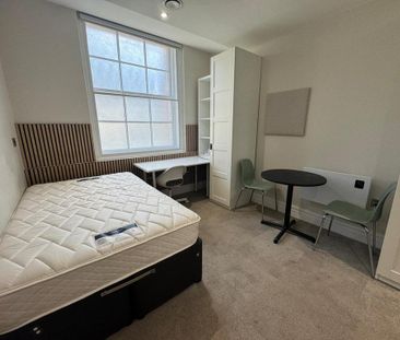 1 bedroom property to rent - Photo 4