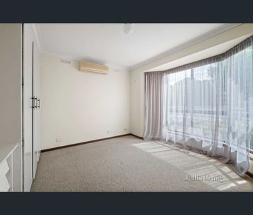 28 Midlands Drive, Ballarat North, Vic 3350 - Photo 5