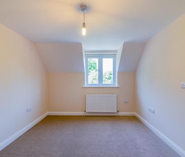 3 bedroom detached house to rent - Photo 5