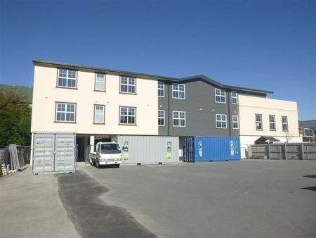 CENTRAL PETONE STUDIO APARTMENT - Photo 5