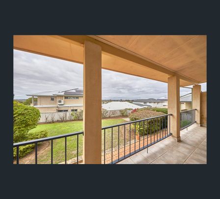 11 Murray Way, Karrinyup, WA 6018 - Photo 1