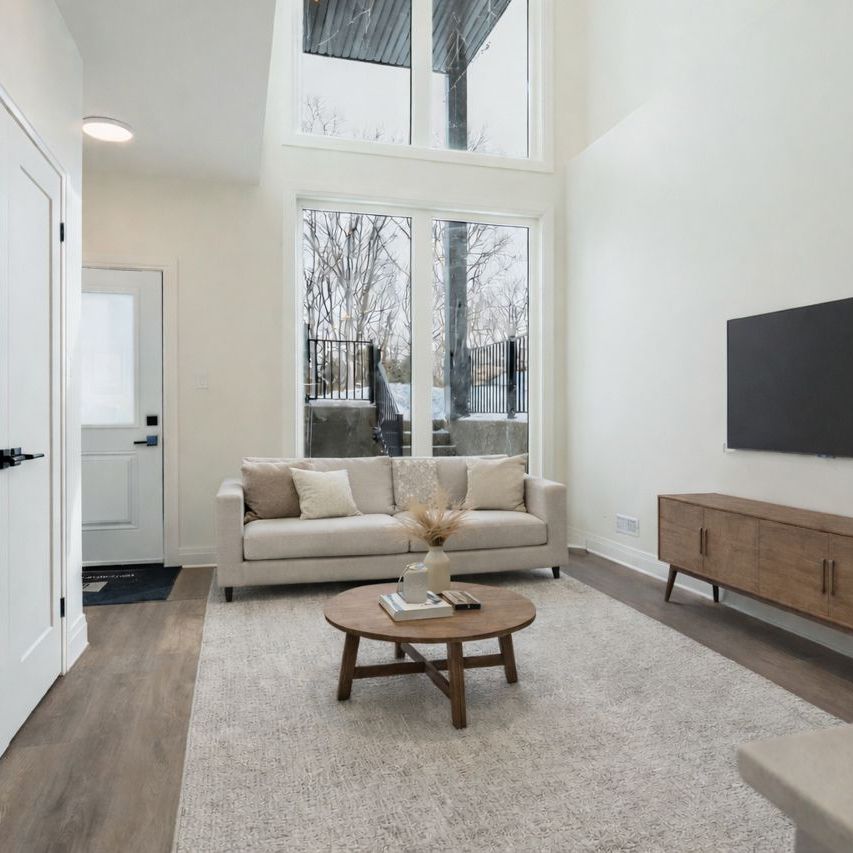 For Lease - 151 Richardson Street Unit# B, Guelph/Eramosa, Ontario - Photo 1