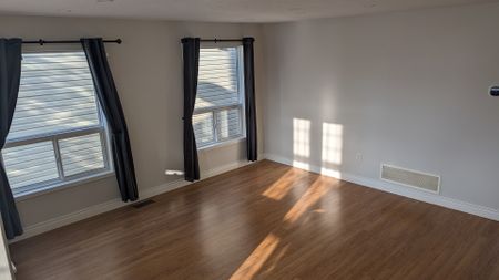 For Lease - 11 OSBORN Avenue, Brantford, Ontario - Photo 4