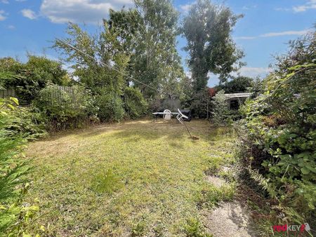 3 bedroom semi-detached house to rent - Photo 3