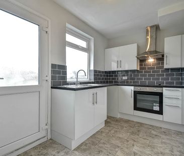 2 bedroom terraced house to rent - Photo 5