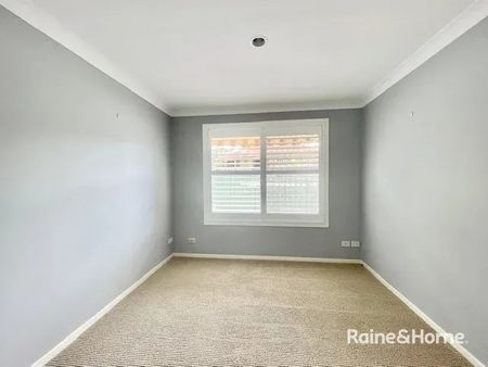 Modern three-bedroom villa - great location - Photo 2