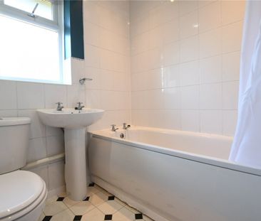 2 Bed Semi-detached house To Rent - Photo 3