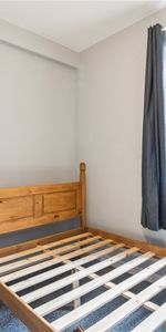 Hammersmith Road, Brook Green, W6, London - Photo 4