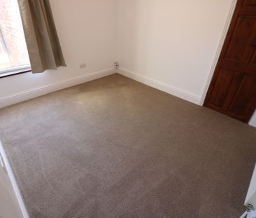 Thoresby Street, Hull - Photo 6