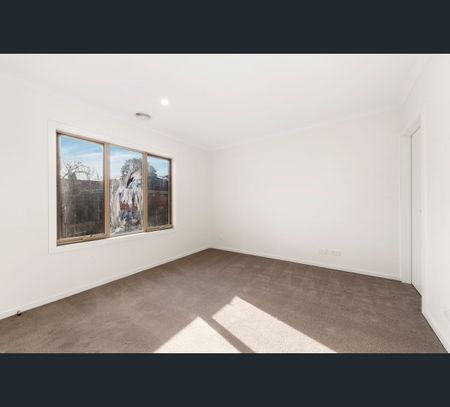 2/23 Anthony Avenue, Doncaster, Vic 3108 - Photo 4