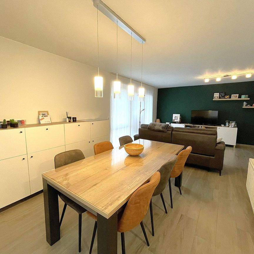 Appartement te huur - Foto 1