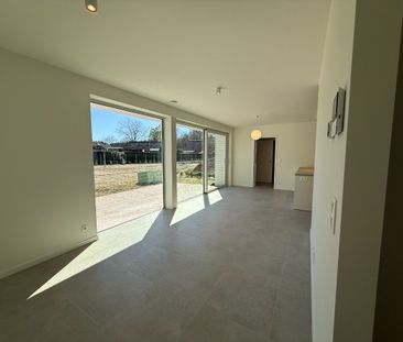 Luxueus appartement met 1 slpk en terras in Herselt - Photo 1