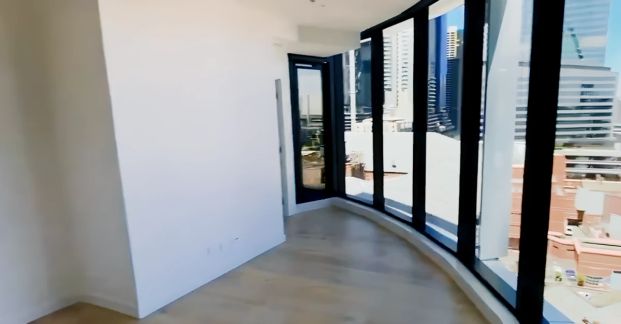 1 Bedroom Apartment - Photo 1