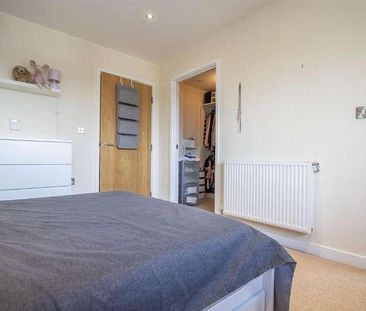 Pinnacle House, EN1 - Photo 5