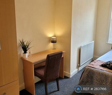 6 bedroom flat to rent - Photo 6