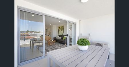 Unit 7/57 Kingsford Smith Parade, Maroochydore, Qld 4558 - Photo 2