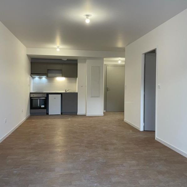 Location Appartement 2 pièces 42m² POITIERS 86000 - Photo 1