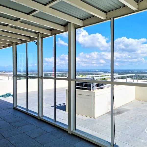 Penthouse apartment with 270 degree views across Sydney - Photo 1