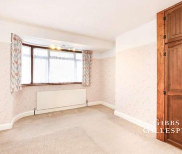 Manor Way, Ruislip, Middlesex, HA4 - Photo 2