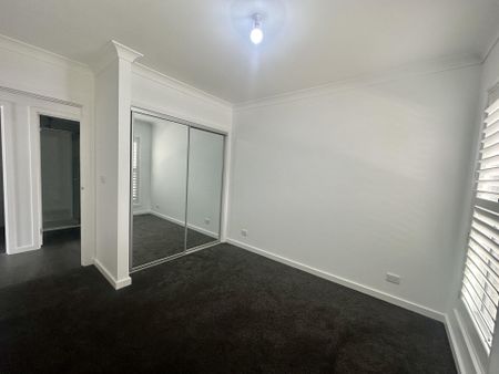 Conveniently Located Two Bedroom Townhouse - Photo 3