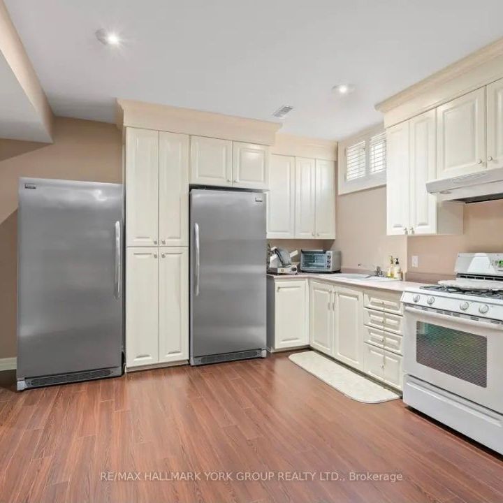 For Lease - 50 Direzze Court, Richmond Hill, Ontario - Photo 1