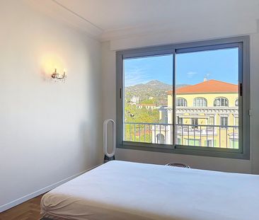 Location Appartement 3 pièces 94m² NICE 06000 - Photo 4