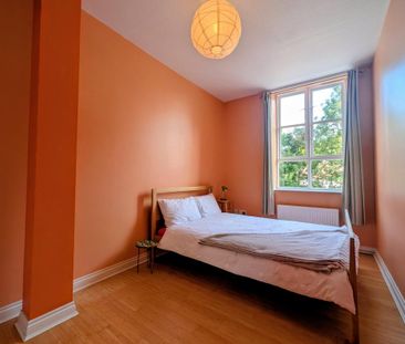 2 bedroom property to rent - Photo 2