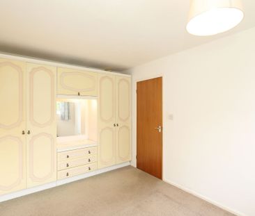 2 bedroom Bungalow to rent - Photo 6