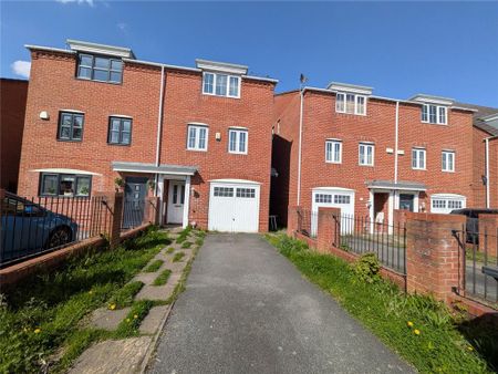 4 bedroom terraced house to rent - Photo 5
