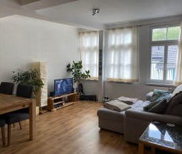 Saniert: Moderne Stadtwohnung mit Charme - Photo 1