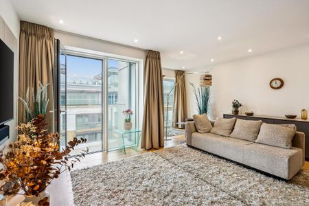 3 bedroom flat to rent - Photo 3