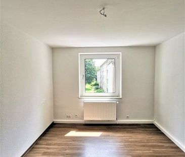 Frisch renovierte 3-Zi.-EG-Whg. mit Tageslichtbad - Foto 1